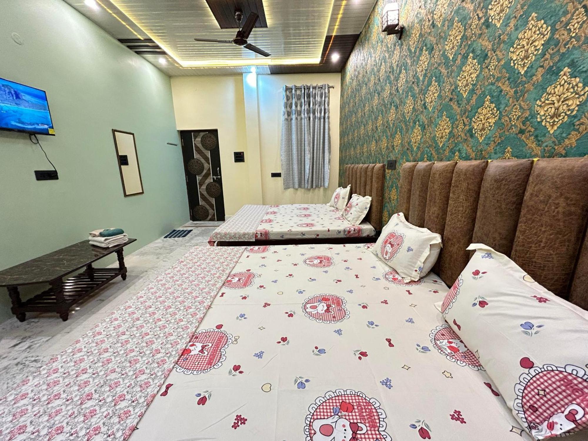 Temple Town Homes Assi Ghat Варанаси Екстериор снимка